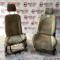 FORD CONNECT ÖN KOLTUKLAR HATASIZ ORJİNAL ÇIKMA,
