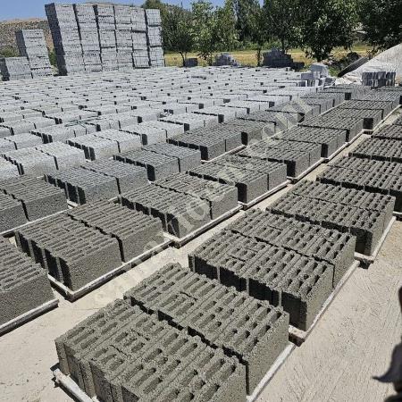 İKİNCİ EL BRİKET MAKİNESİ TAM TAKIM , Asfalt - Beton - Bims - Ytong - Kesme Makinesi