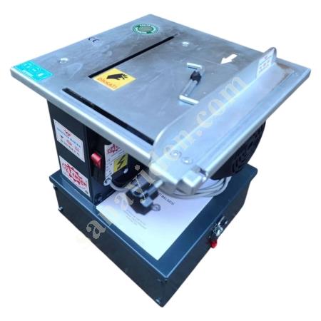 TOZSUZ PARKE KESME MAKİNESİ , Makina