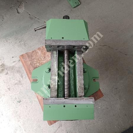 HASSAS İŞLEMLER İÇİN 355 X 250 MM DERECELİ MENGENE, Mengene